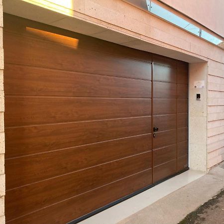 Barka Apartman Eger Exterior photo
