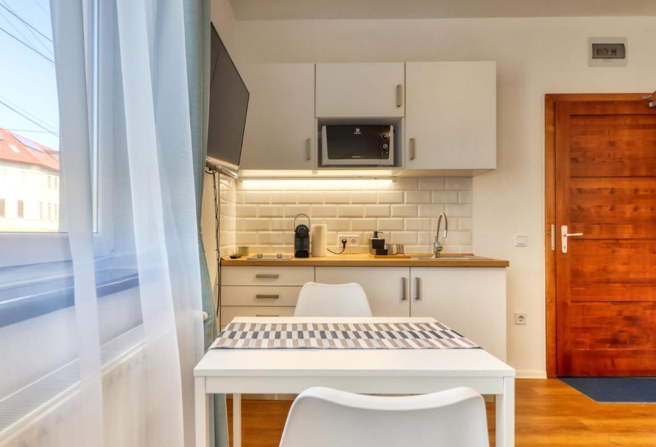 Barka Apartman Eger Exterior photo